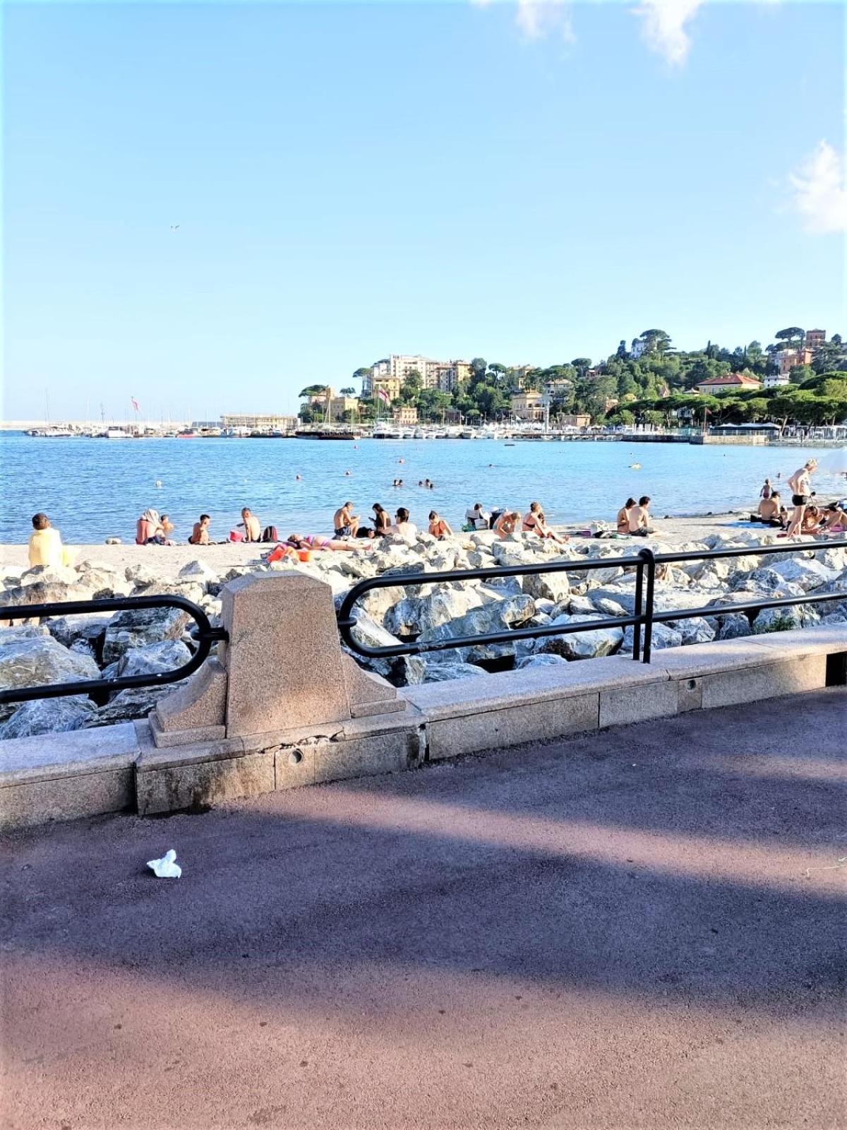Fronte Del Golf Lägenhet Rapallo Exteriör bild