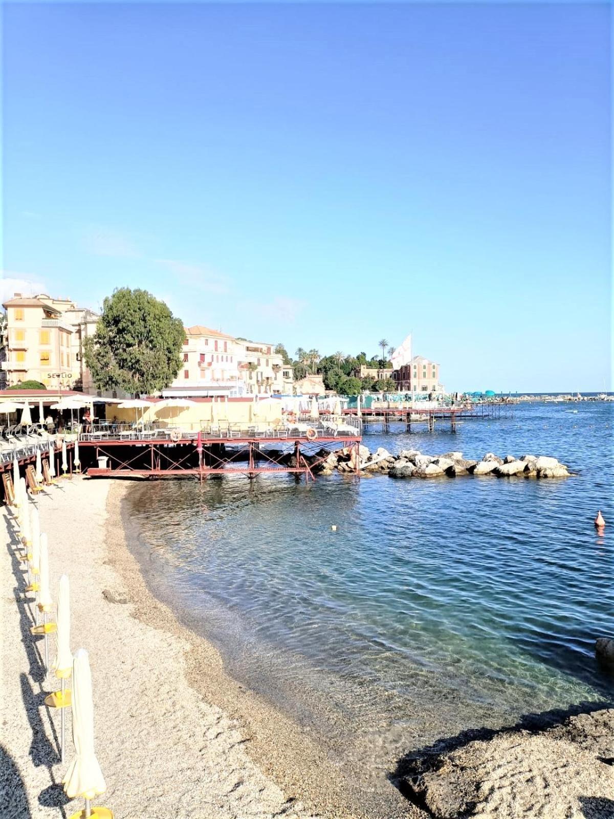 Fronte Del Golf Lägenhet Rapallo Exteriör bild