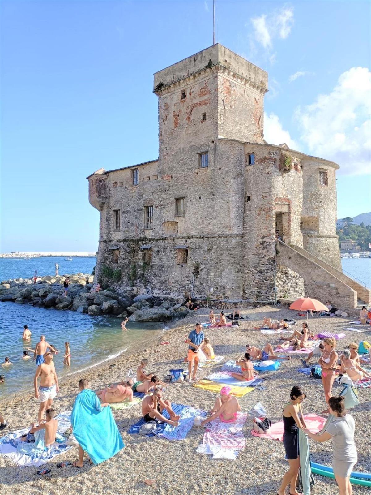 Fronte Del Golf Lägenhet Rapallo Exteriör bild